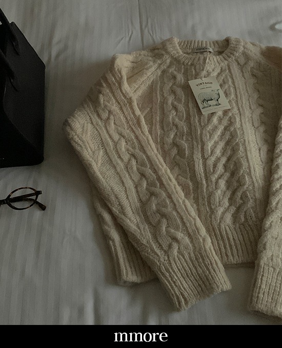 [당일발송][mmore] noel vintage wool cable knit (wool 100%)