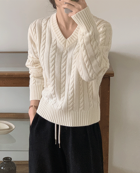 로링 꽈배기 브이 (knit)(울30%)